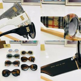 Picture of Burberry Sunglasses _SKUfw50790980fw